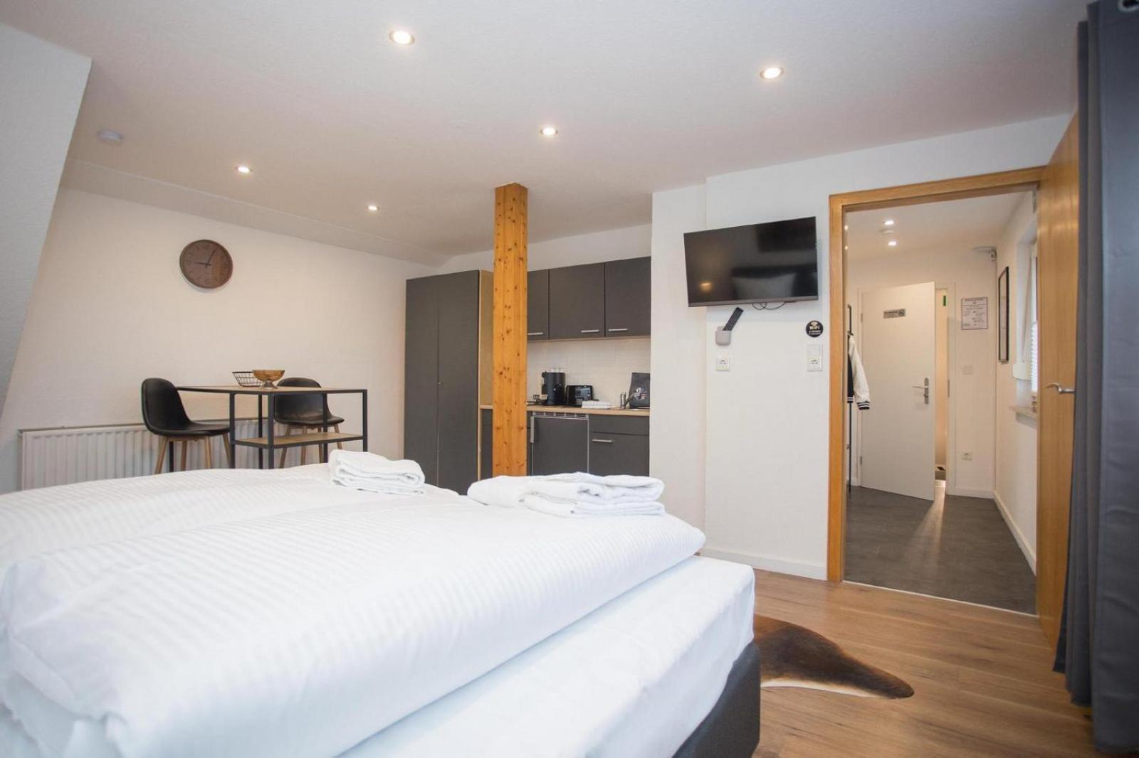 Vakantiehuis - 'Ferienhaus K17 Voor 18 Pers' - Kirchstrasse 17 | Winterberg Exterior photo